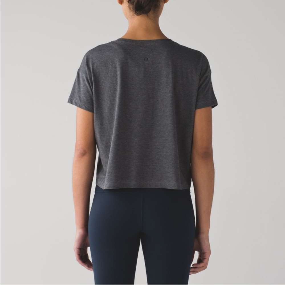 Lululemon cates crop tee faded - Picture 4 of 9